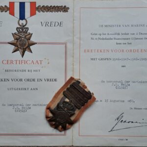 Orde en Vrede (Order and Peace) Medal with FOUR Year Clasps, with certificate.