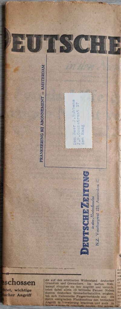 Deutsche Zeitung in den Niederlanden with original wrapper.
