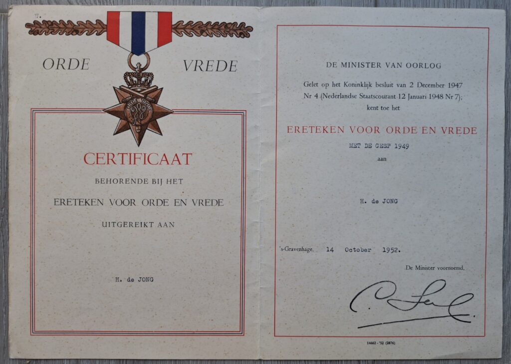 Oorkonde Ereteken Orde & Vrede met Gesp 1949